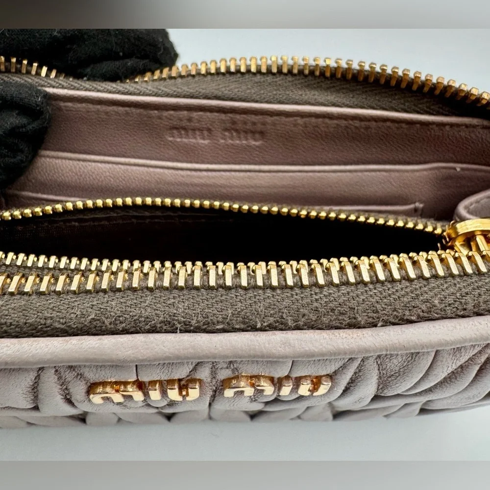 Miu Miu Taupe Quilted Leather Wallet | Professional Refurbished